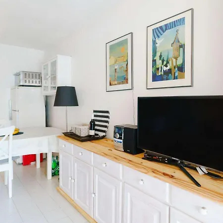 T3 Avec Terrasse, Veranda Et Piscine, A 100m De La Mer! Parking, Animaux Acceptes - Fr-1-409-179 *