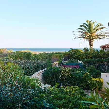 Apartment T3 Avec Terrasse, Veranda Et Piscine, A 100m De La Mer! Parking, Animaux Acceptes - Fr-1-409-179 Gruissan